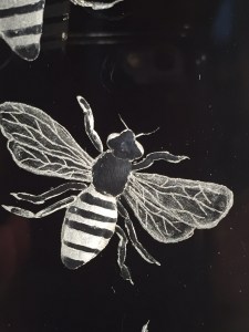 bee3